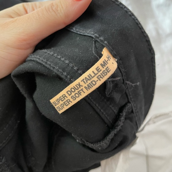 Garage Super Soft Mid-Rise Jeans - Picture 5 of 6